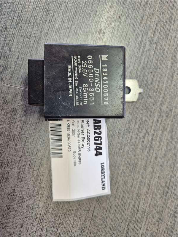 Isuzu N-Series NHR nhr85 - Flasher Relay