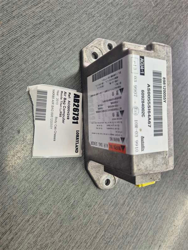 Mazda Titan LJR85 LJR85-703502 - SRS Control Module