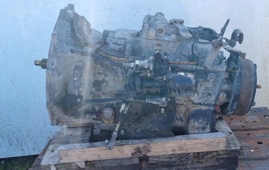 Nissan Condor MK mk211as00368 - Manual Gearbox PN: 3184