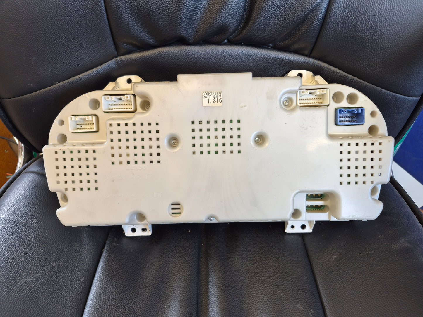 Hino 500 Series FC FC7JKY-11061 - Instrument Cluster PN: 83800-E0C31