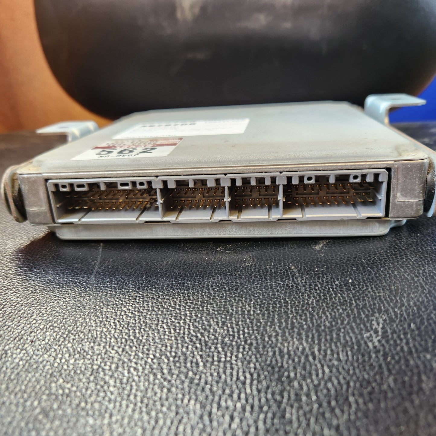 Hino 500 Series X15334 - ECU PN: 407915-3351 (J08C-UK)