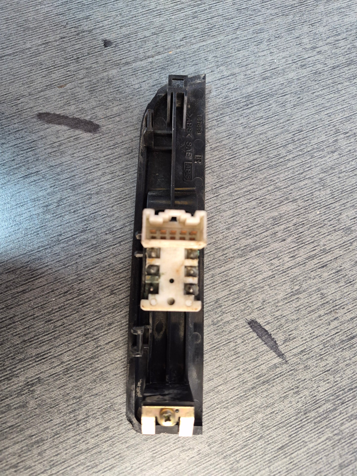 Isuzu N-Series NKR NKR66 - Left Front Window Switch