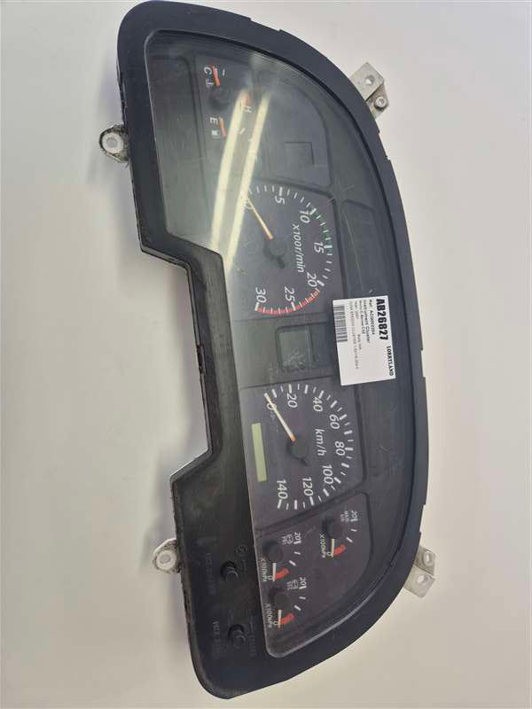 Isuzu C Series CXZ xxxxxx - Instrument Cluster