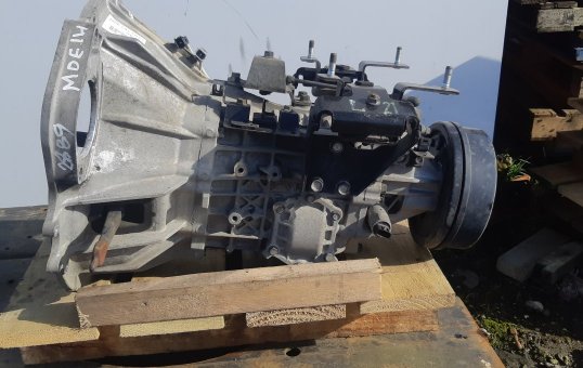 Isuzu N-Series NHR nhr85-7010684 - Manual Gearbox PN: 2889