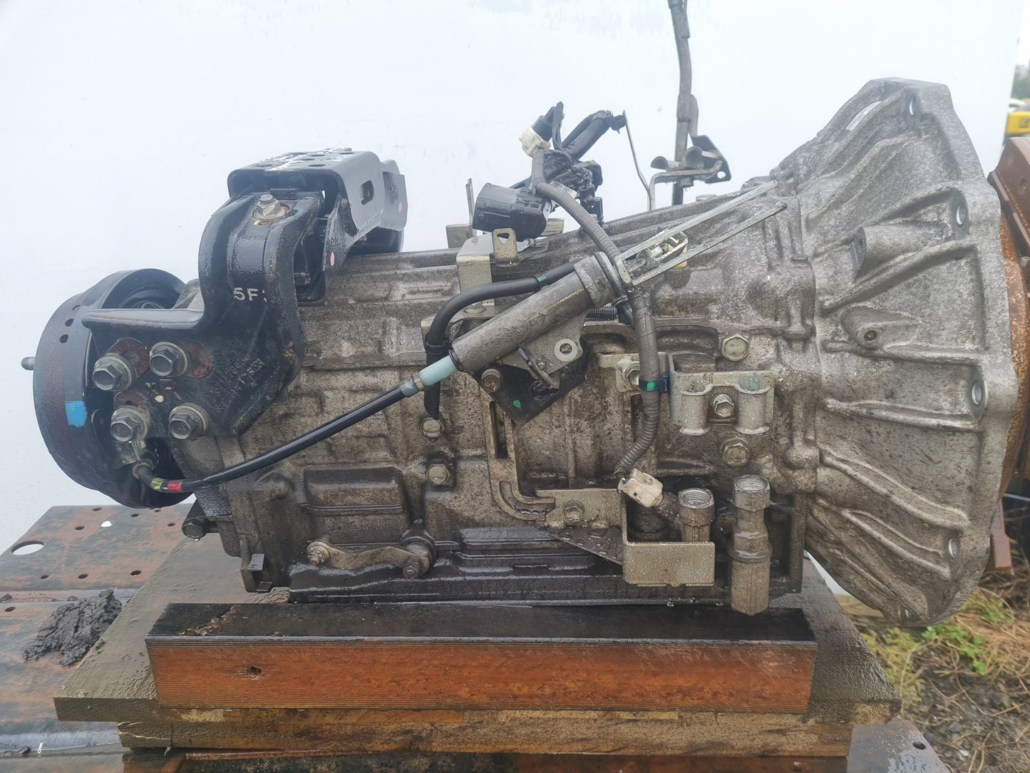 Toyota Dyna XZU605 XZU605-0017701 - Automatic Transmission PN: A860e