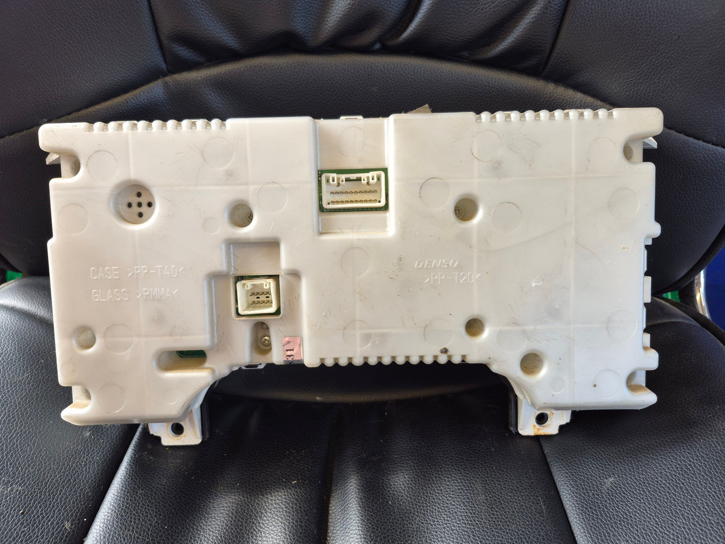 Mitsubishi Canter All Series FB70BB 510771 - Instrument Cluster PN: MK421608