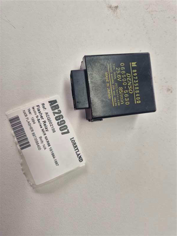 Isuzu N-Series NKR nkr66l-7402621 - Flasher Relay
