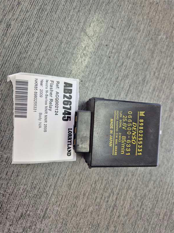 Isuzu N-Series NNR nnr250s - Flasher Relay