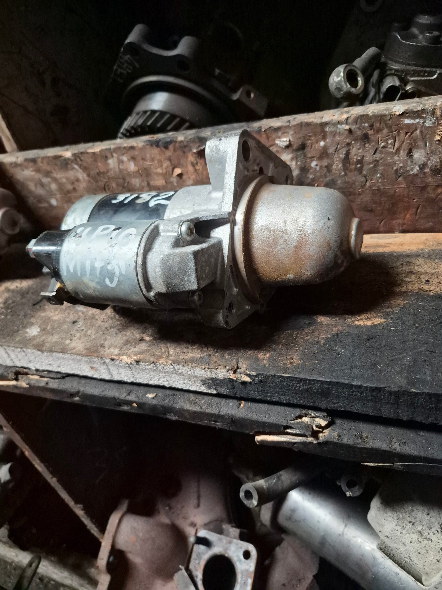 Mitsubishi Canter FEA/FEB 2011-on FEA20-5100137 - Starter Motor
