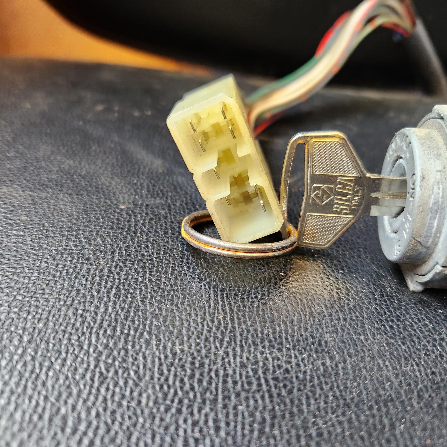 Hino 500 Series FD FD3HKLA - Ignition Barrel and Key PN: Ignition