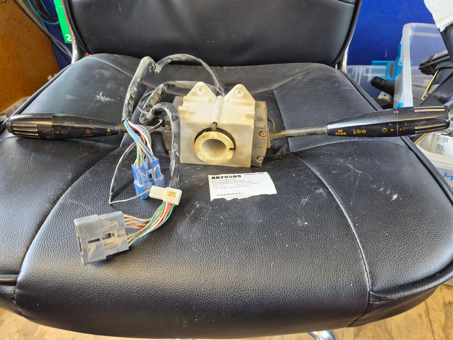 Hino 500 Series FF FF3HMA-10172 - Combination Switch