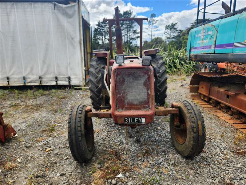 International Tractor 454