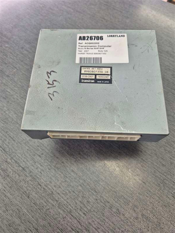 Isuzu N-Series NHR nmr85-7002739 - Transmission Control Module