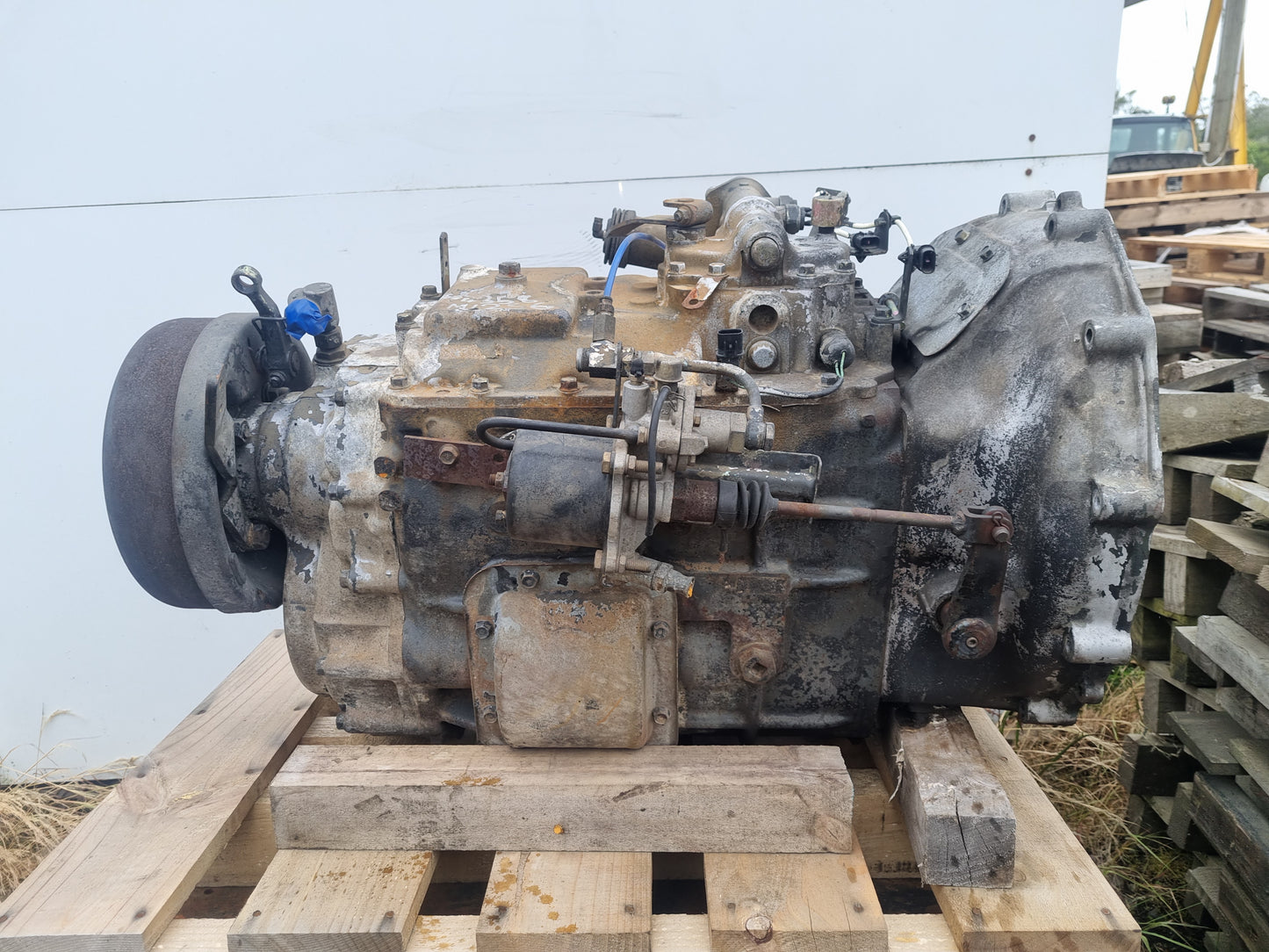 Mitsubishi Fuso The Great FS4 FV415 - Manual Gearbox