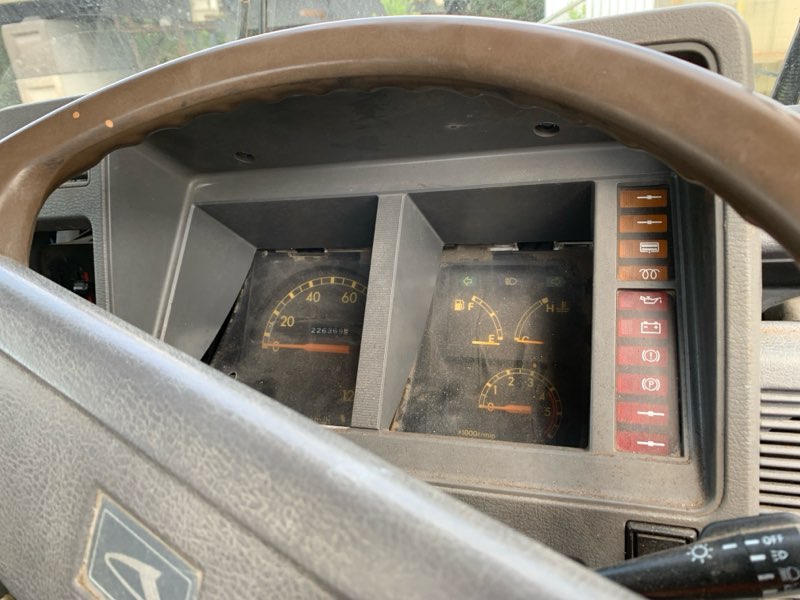 1995 Daihatsu Delta 1985-1999 V57