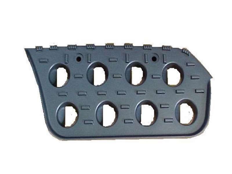 Nissan UD Atlas F23 - LH Step Plate PN: NS059L