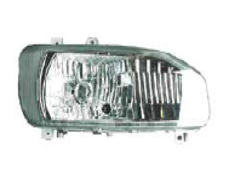 Nissan UD Quon All Series - Right Headlight PN: NS0923R