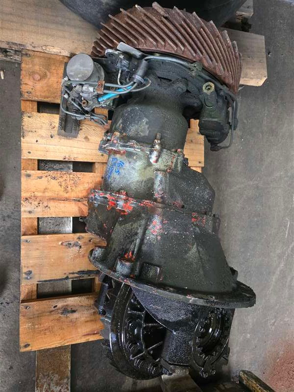 Isuzu Giga 1997-on CYJ400 - Front Diff Head