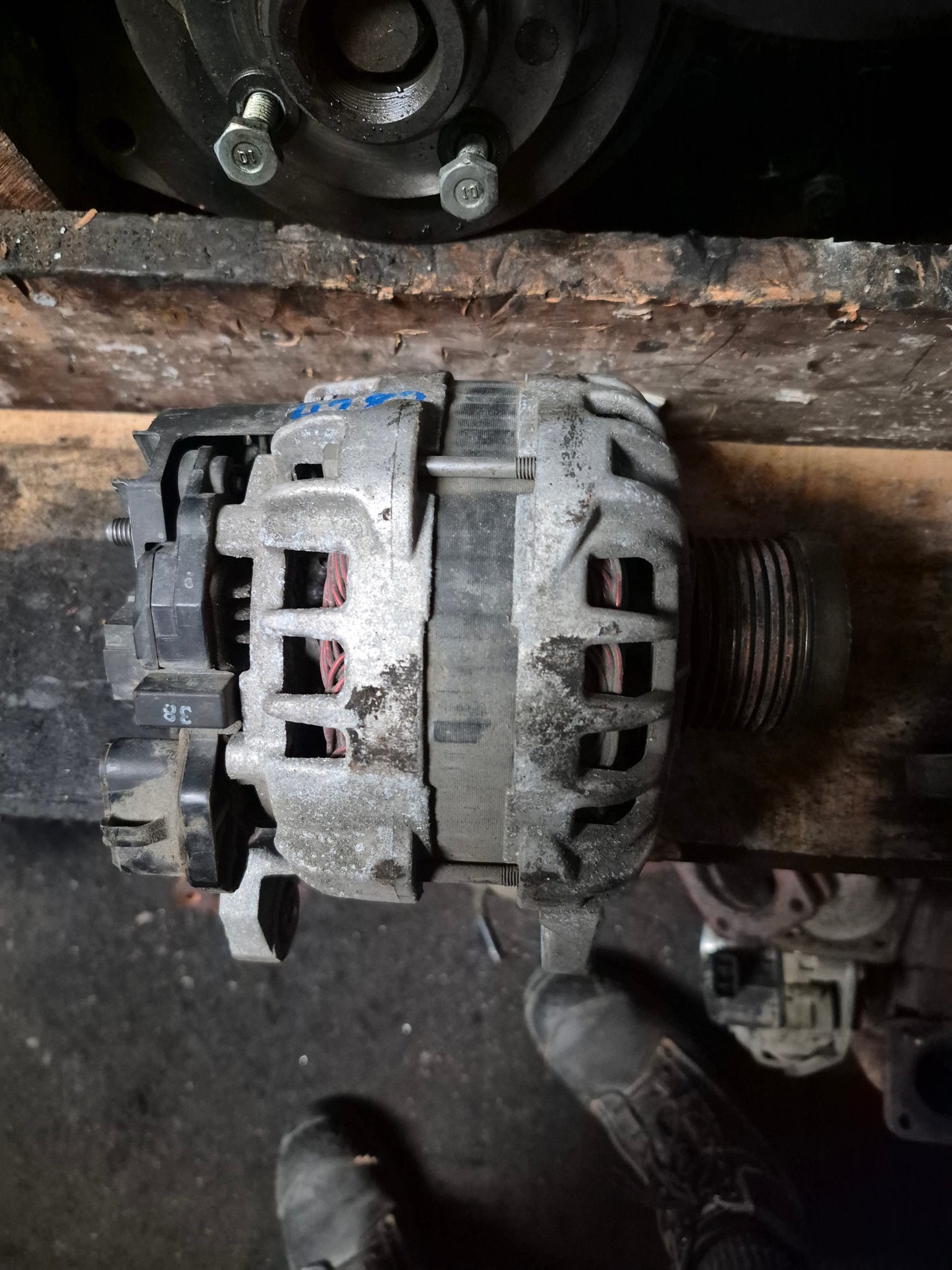 Mitsubishi Canter FEA 2011-on FEA50-522743 - Alternator