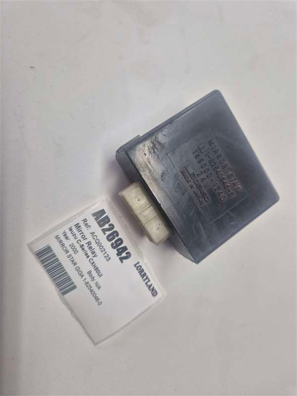Isuzu C Series CXH50UI cxh50 380 hp - Mirror Relay