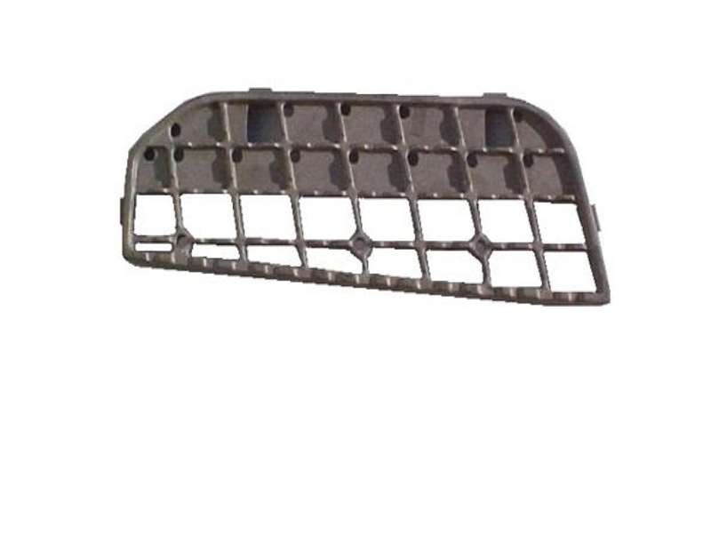 1993 Nissan UD CG Series CG380 - LH Step Plate Upper PN: NS0330L