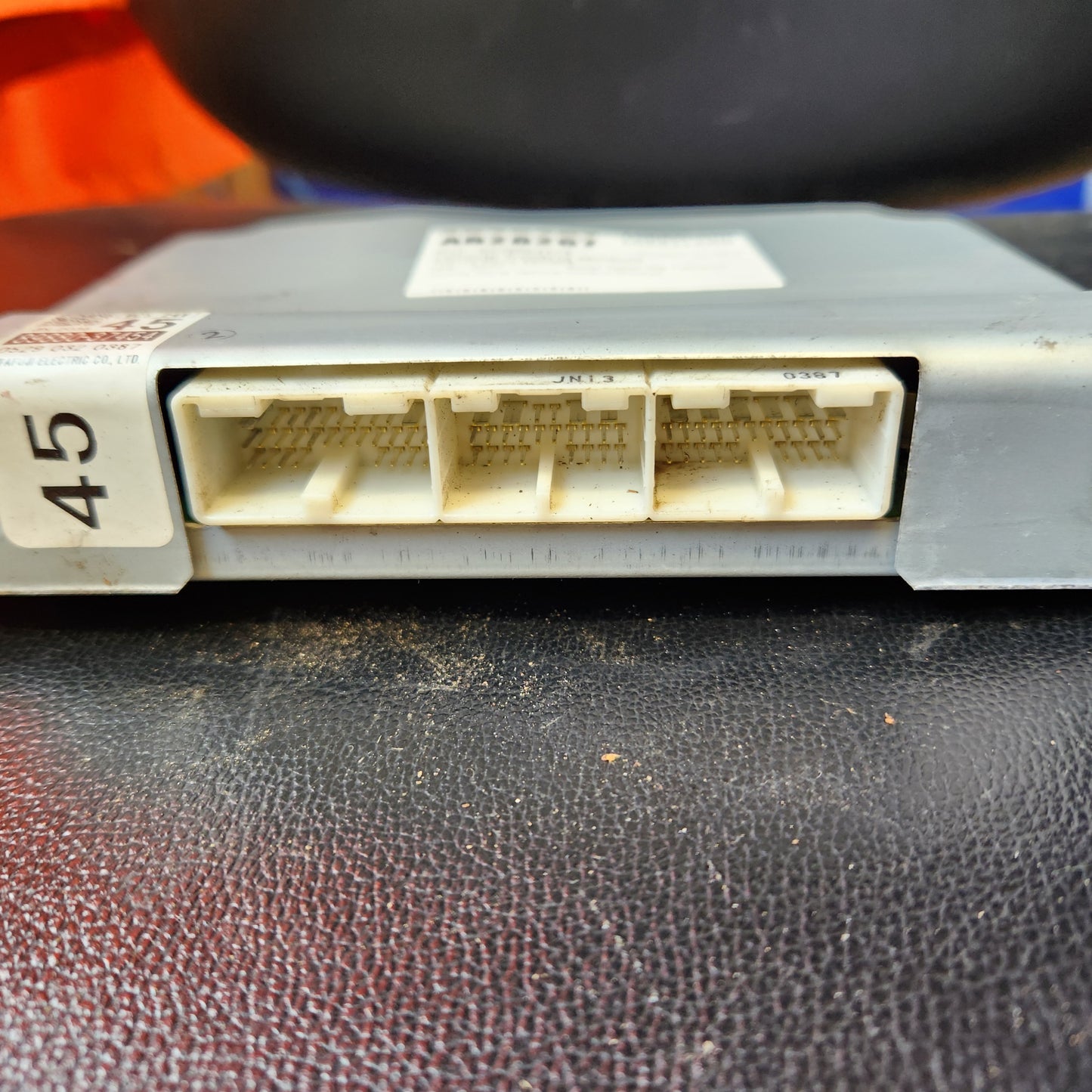 Toyota Dyna XZU605 XZU605-0017701 - Vehicle Control Module PN: 89880-37454