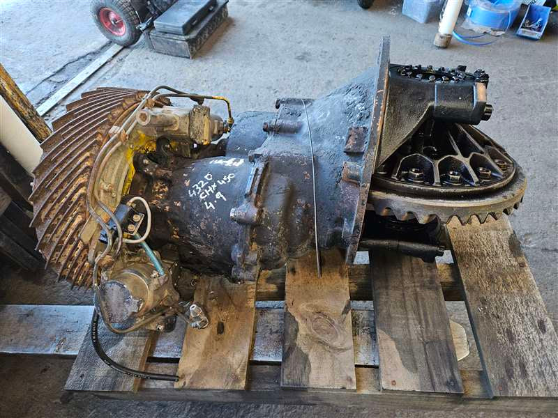 Isuzu Giga 1997-on CXH52 - Front Diff Head PN: 4320