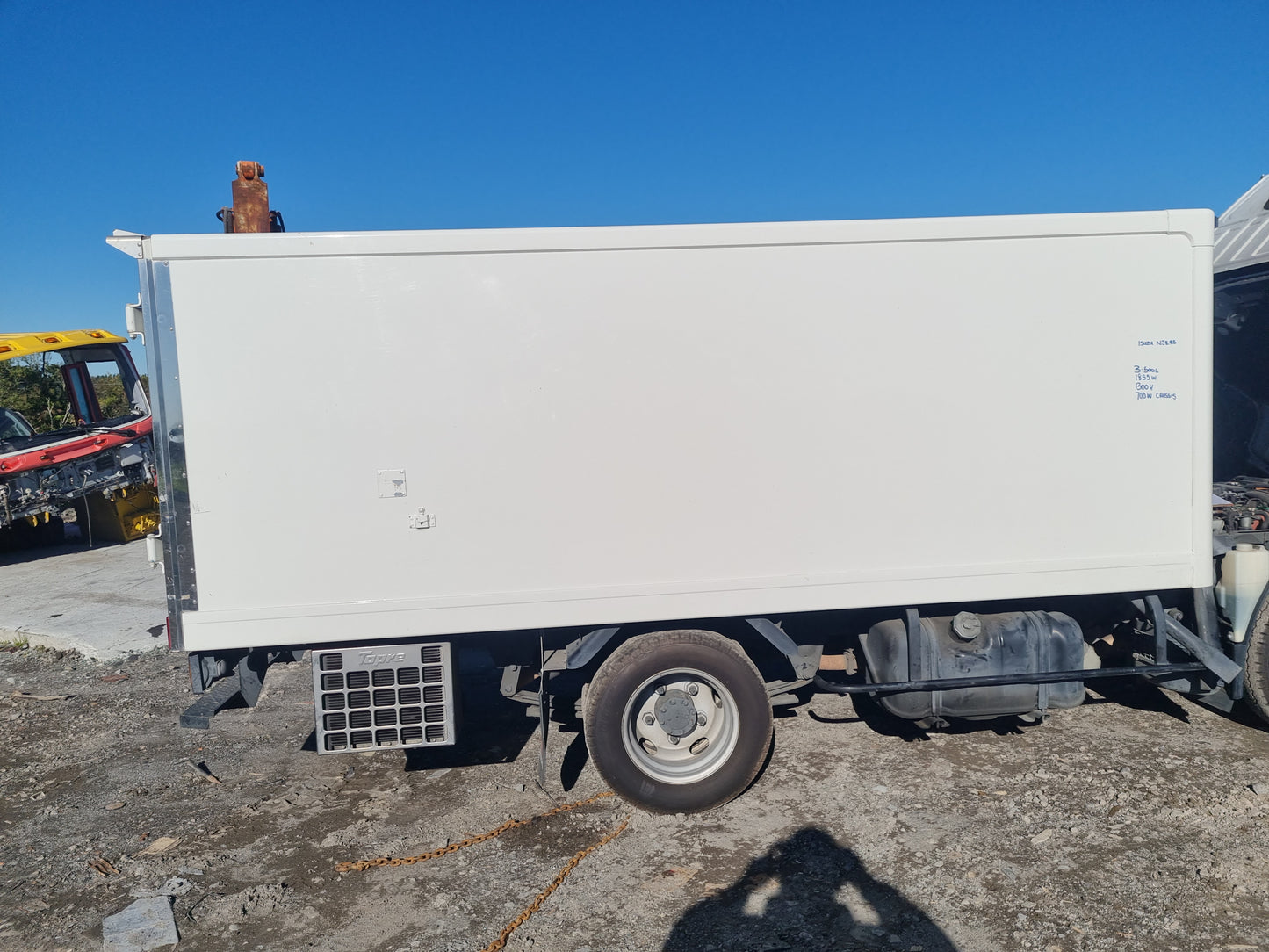 Isuzu N-Series NPR-NNR-NPS-NQR 2008-2015 NJR85-7035860 - Box Body