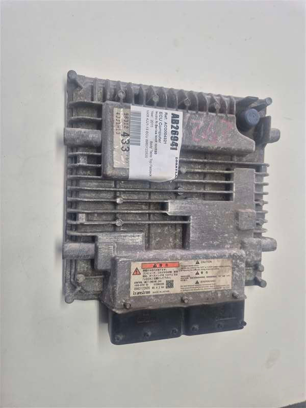 Isuzu N-Series NHR NHR85 - ECU