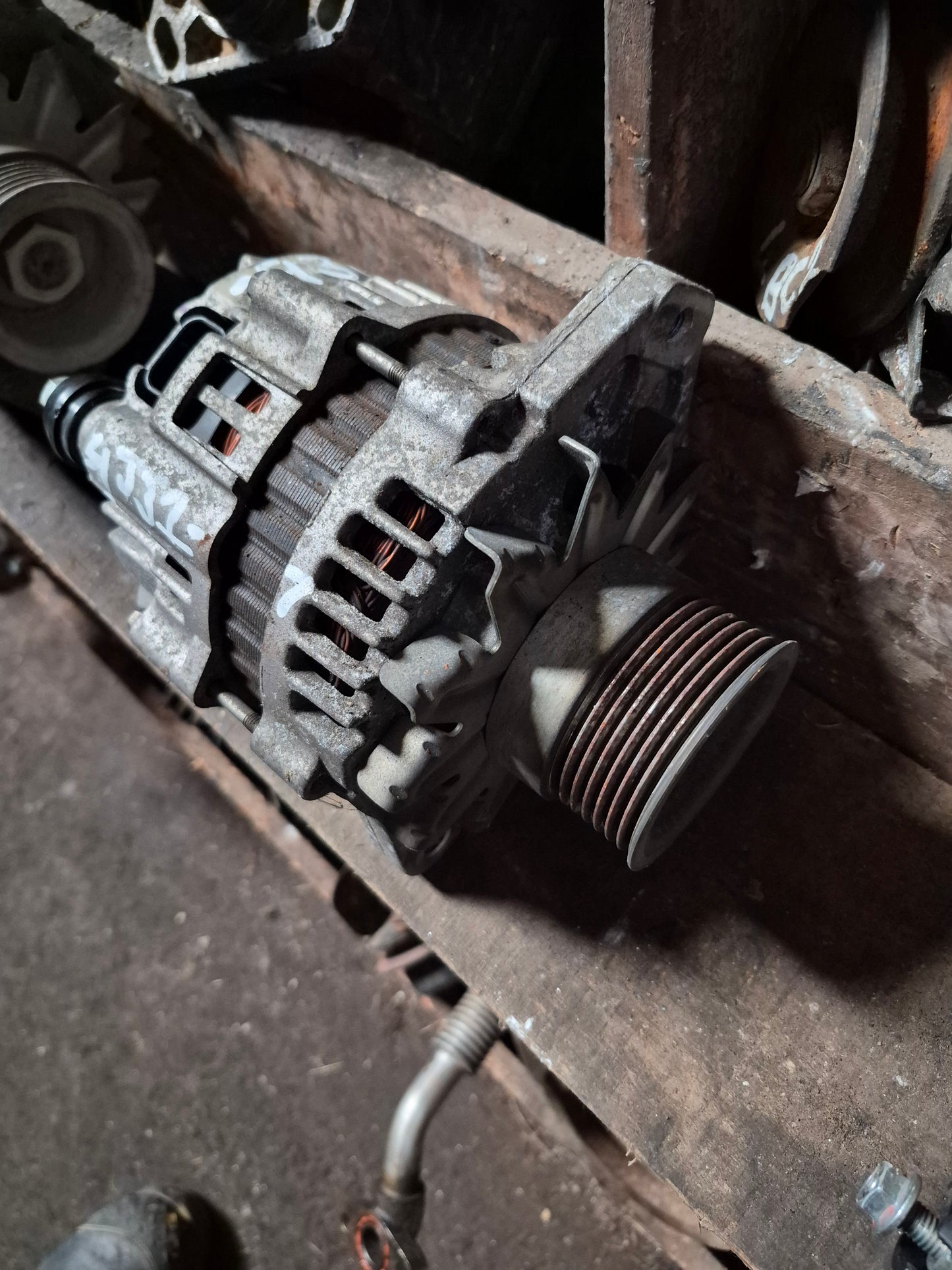 Mazda Titan NLR85 ljr85-787346 - Alternator
