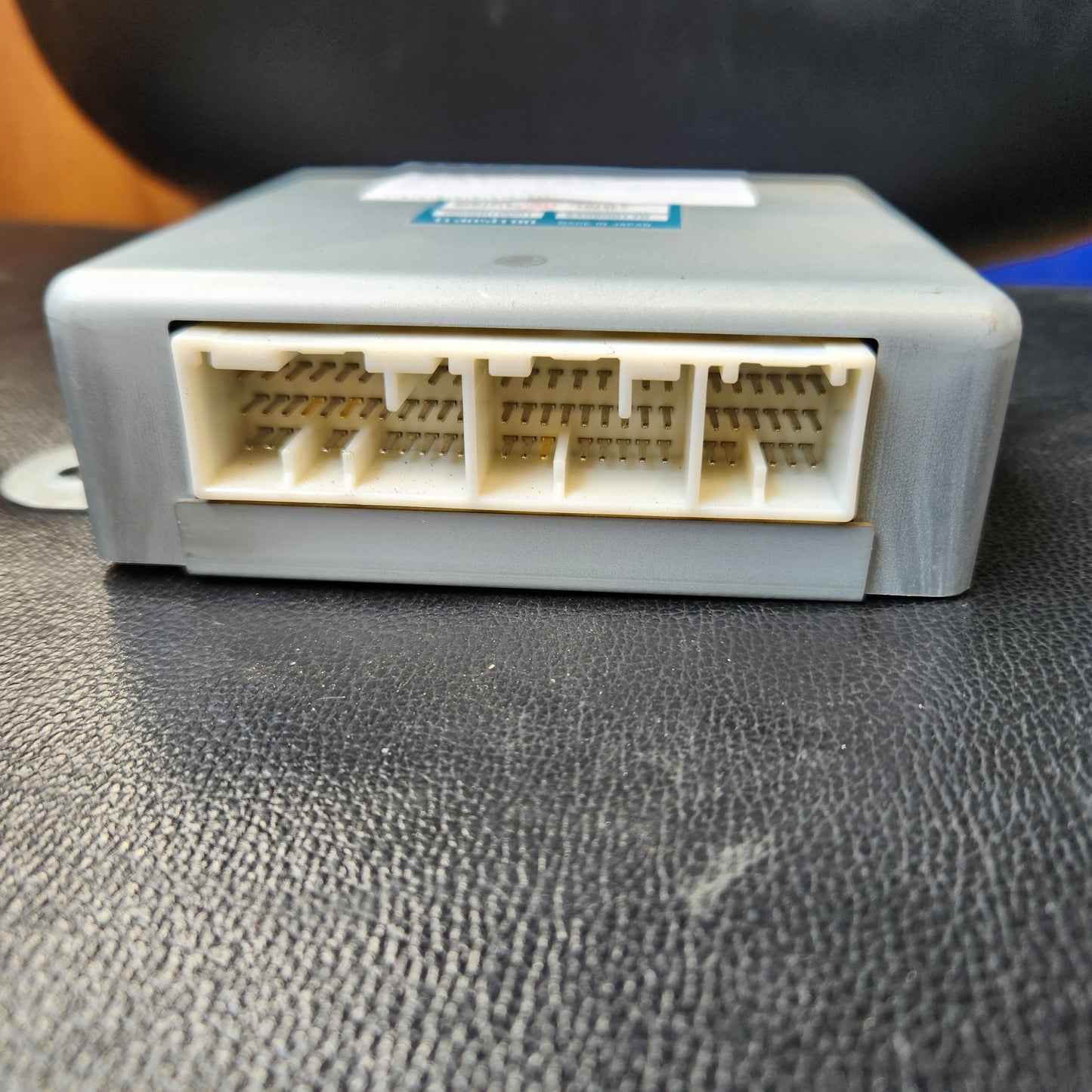 Mitsubishi Fuso Fighter FM FM67FM2RFAM6X2 - Vehicle Control Module PN: GE4F