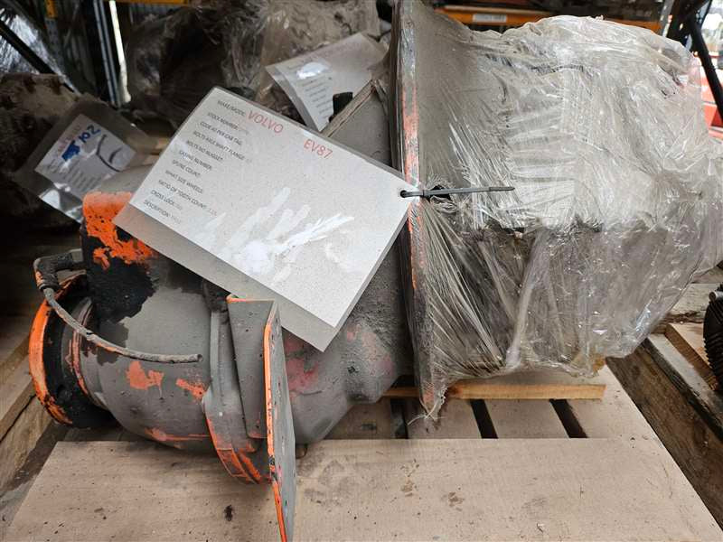 Volvo FH Series FH12/16 1995-2002 " " - Front Diff Head PN: 2776