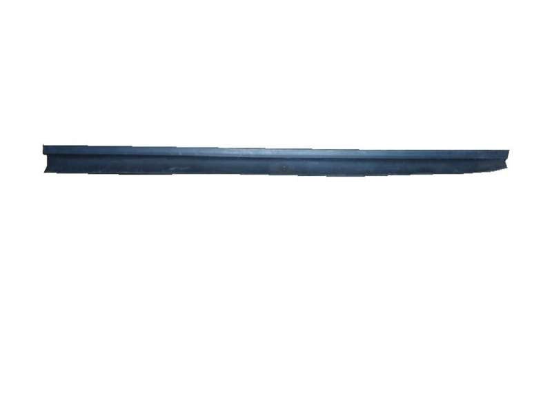 1993 Nissan UD CG Series CG380 - RH Door Glass Rubber PN: NS0310R