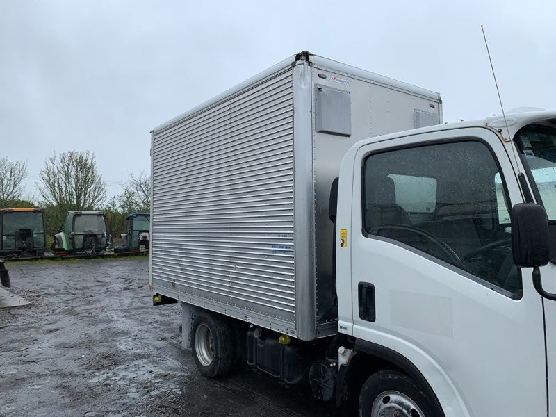 2012 Isuzu N-Series NLR NLR85