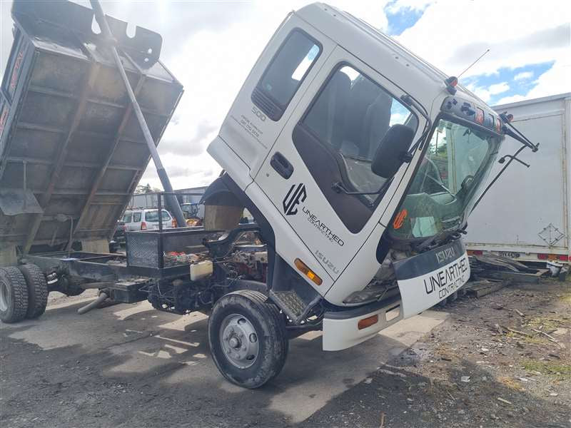 2001 Isuzu F-Series FRR FRR33/FRR500