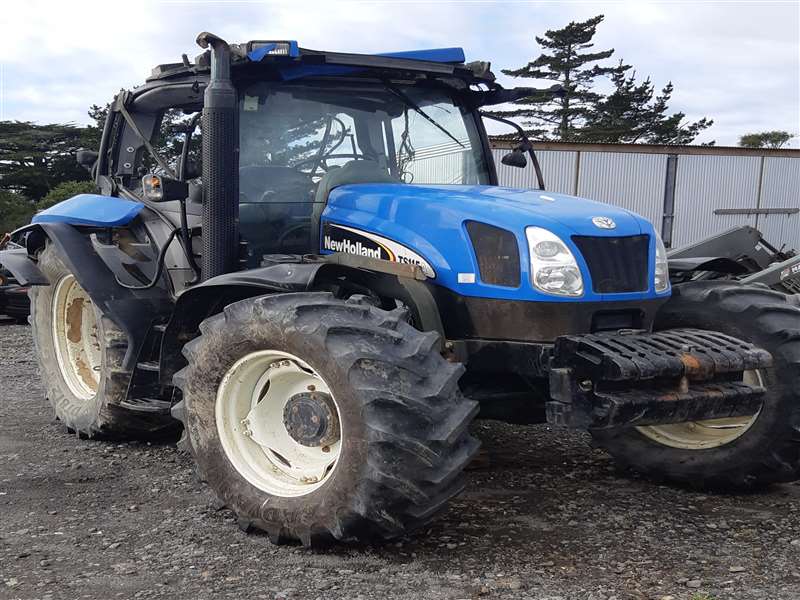 New Holland Tractor TS115A