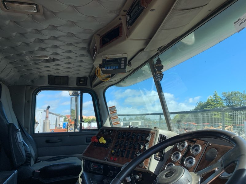 2008 International All Models 9800 R576416