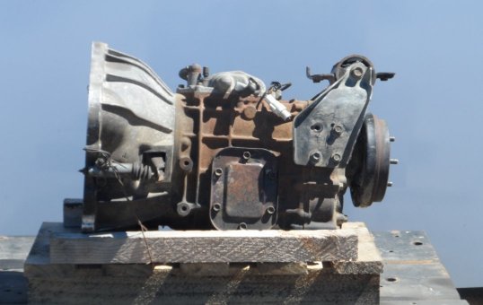 1988 Toyota Dyna BU61 1988-12/1998 BU61-0002369- Trans/Gearbox PN: 2144