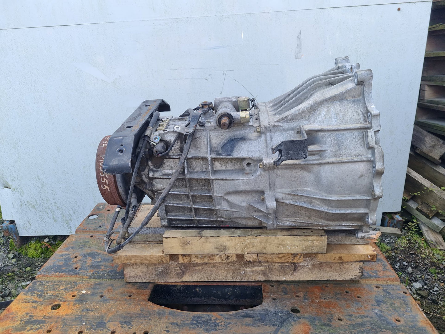2000 Mitsubishi Canter FE53 xxx- Trans/Gearbox PN: 3134 mo35s5 4m51
