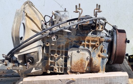 2001 Isuzu N-Series NPR npr66e- Trans/Gearbox PN: 3106