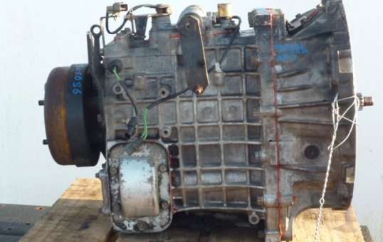 1997 Mitsubishi Canter FH217- Trans/Gearbox PN: 2353 mo50s5