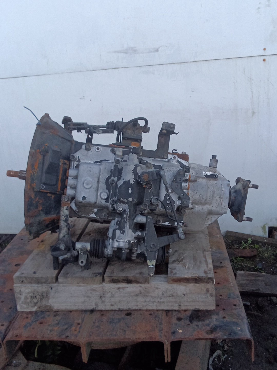 2005 Isuzu F-Series 2003-2007 000179- Trans/Gearbox PN: MLD7R