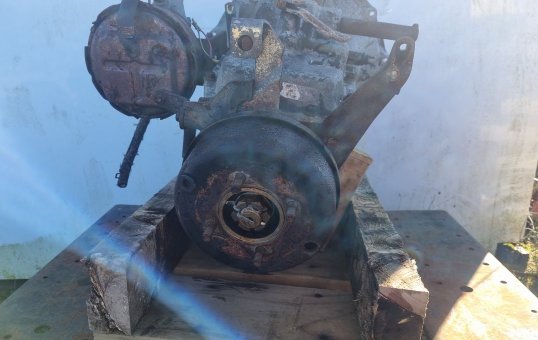 1985 Nissan UD CM Series CM87 CM87-000030- Trans/Gearbox PN: 4318 fe6 5spd