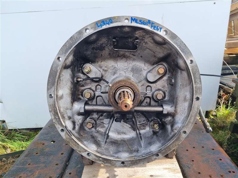 2002 Nissan Condor MK MK235- Trans/Gearbox PN: 4340 MLS61B