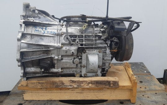 2000 Mitsubishi Canter FE53CB fe53cb-550496- Trans/Gearbox PN: 2795 m035