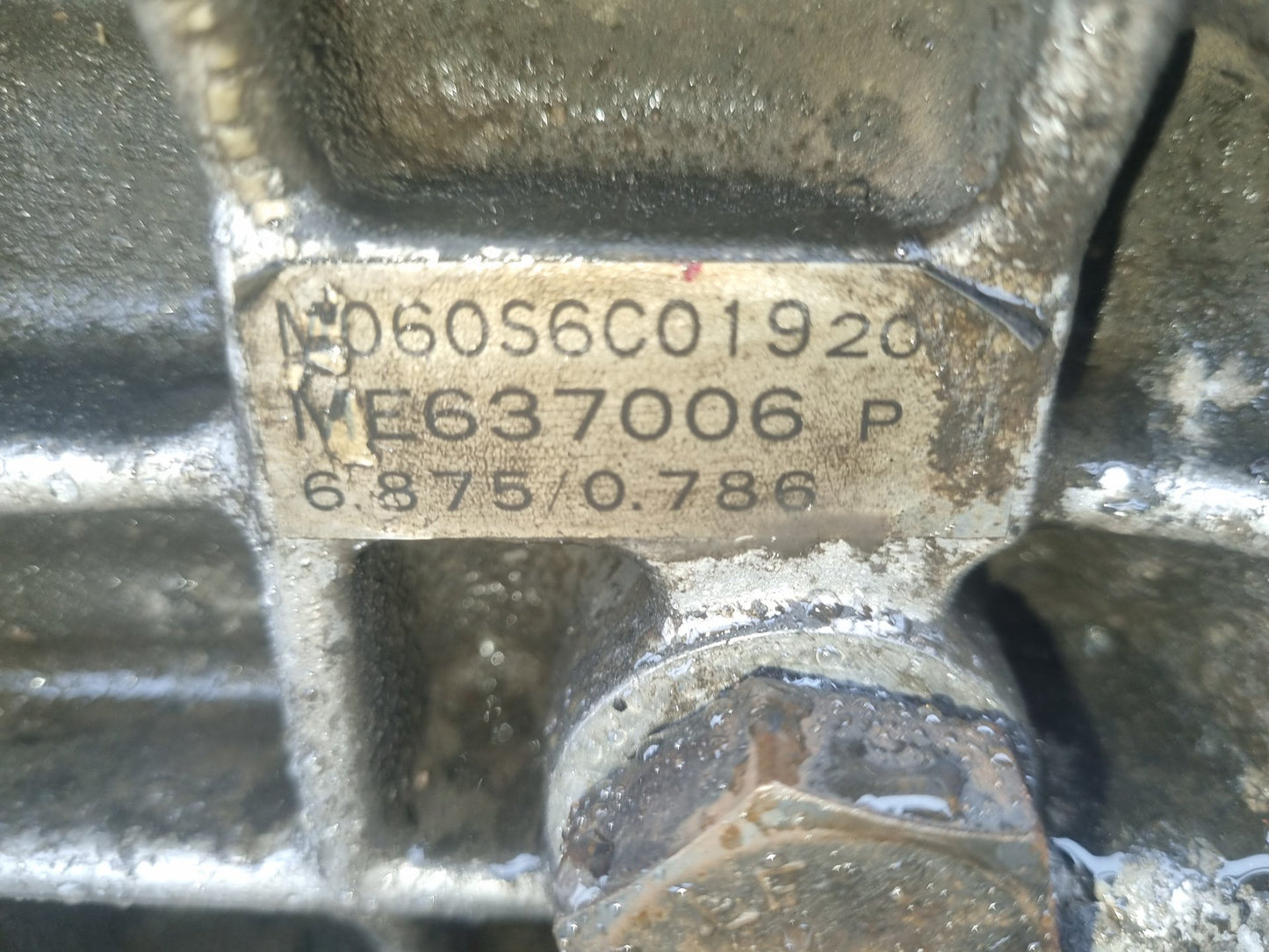 2000 Mitsubishi Fuso FK FK195 FK617KPOOO32- Trans/Gearbox PN: m060s6