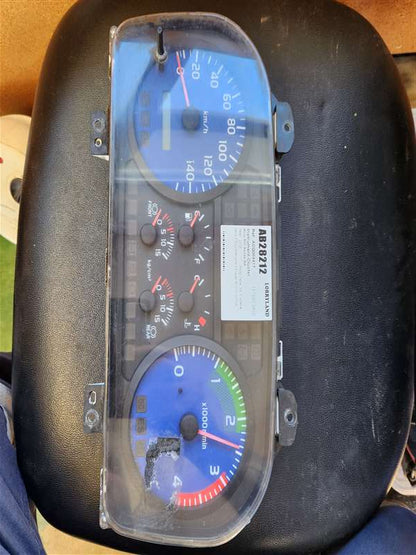 Hino 500 Series X15334 - Instrument Cluster PN: 157520-2500
