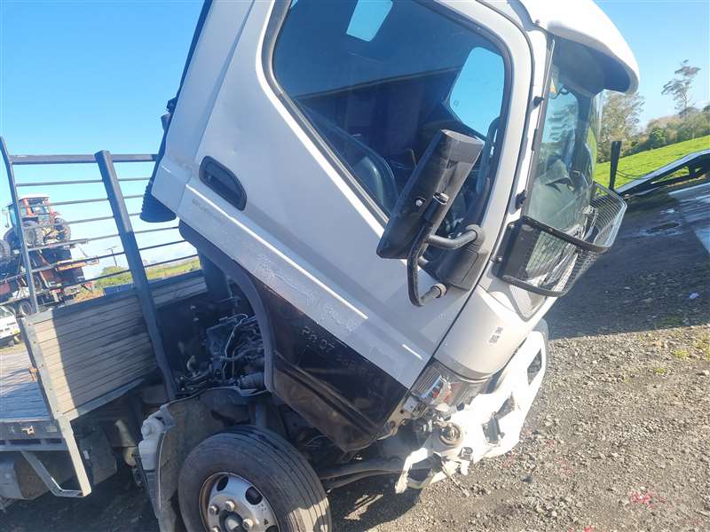 2015 Mitsubishi Canter FEA-FEC-FEB 2011-on FEC85H2