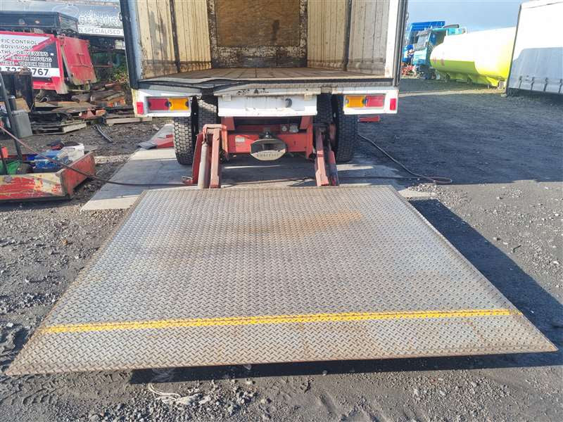 Mitsubishi Fuso Super Great FS FS430S1 - Tail Lifter PN: 4338 taillift fs430
