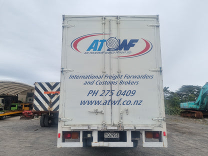 Mitsubishi Fuso FK FK617 1995-10/1997 FK617 - Box Body PN: curtain sider